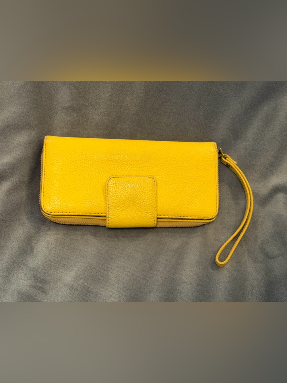 Fossil Yellow Pebbled Wristlet Card Holder